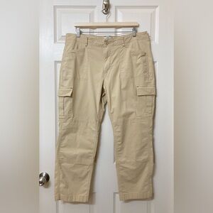 L.L. Bean Women’s Tan Favorite Fit Stretch Canvas Cargo Pants Size 18P Utility